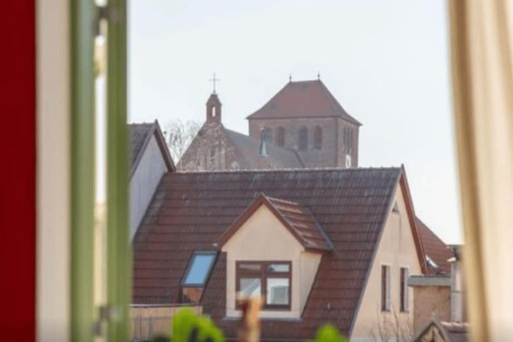 Marktstuebchen Waren  Exterior foto
